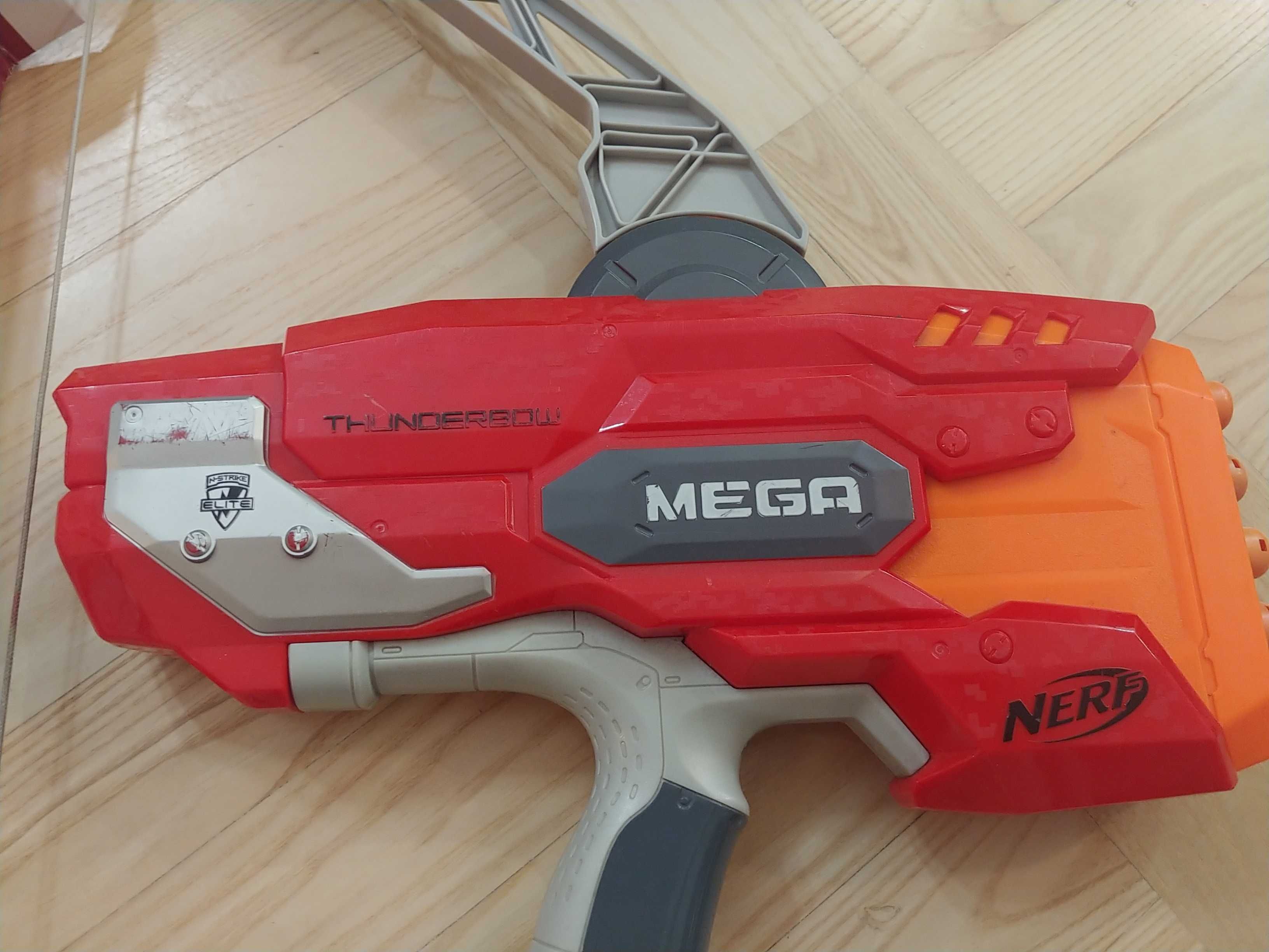 Nerf Mega Thunderbow łuk