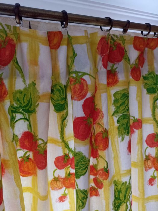 Кухонні штори Соковиті Томати, короткі занавіски фіранки 1,5х1,7м-2 шт