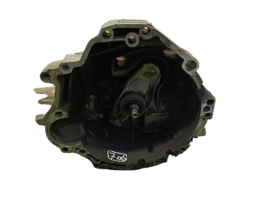 Caixa de velocidades manual VOLKSWAGEN Passat Variant (3B5)