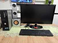 Komputer,monitor,glosniki,klawiatura