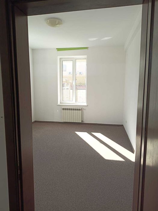 Продаж. 3 к, підвал, з власним садом. Центр. Куликівська. Власник