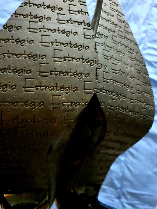 Botas 39 todas em pele marca Estratégia