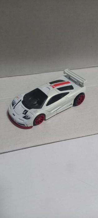 Mclaren f1 GTR hot wheels