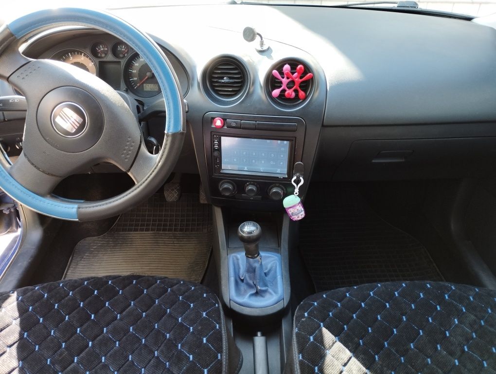 Seat Ibiza 2005 року