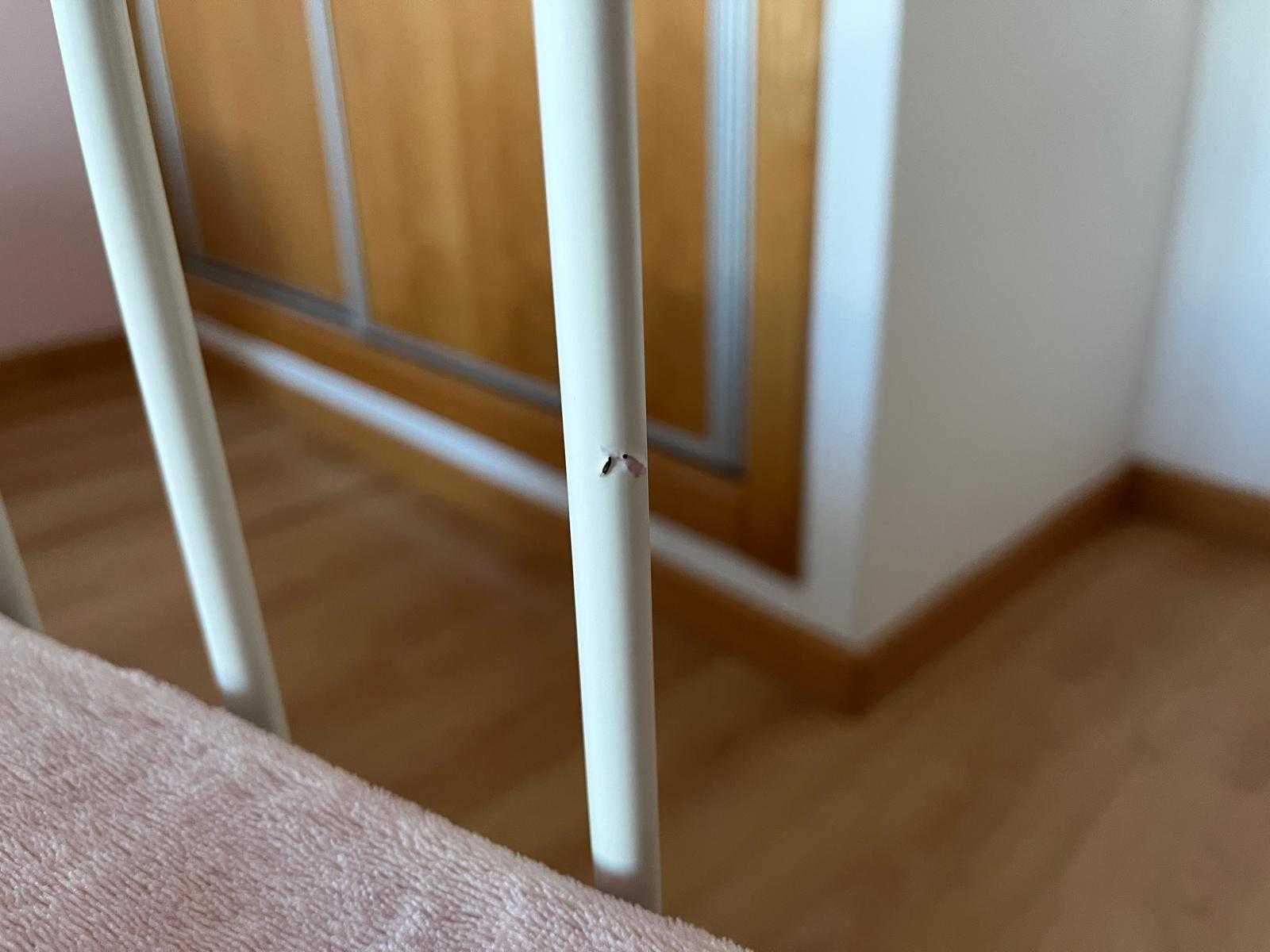 Cama Branca IKEA