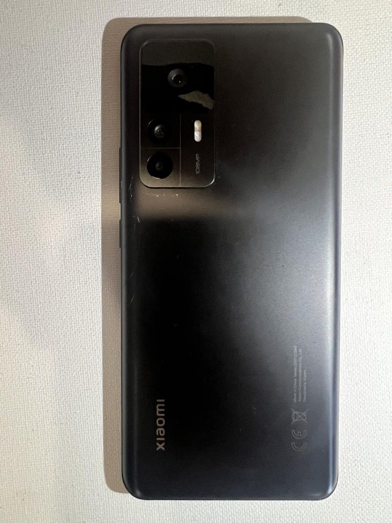 Продам Xiaomi 12t 8/256gb  5g