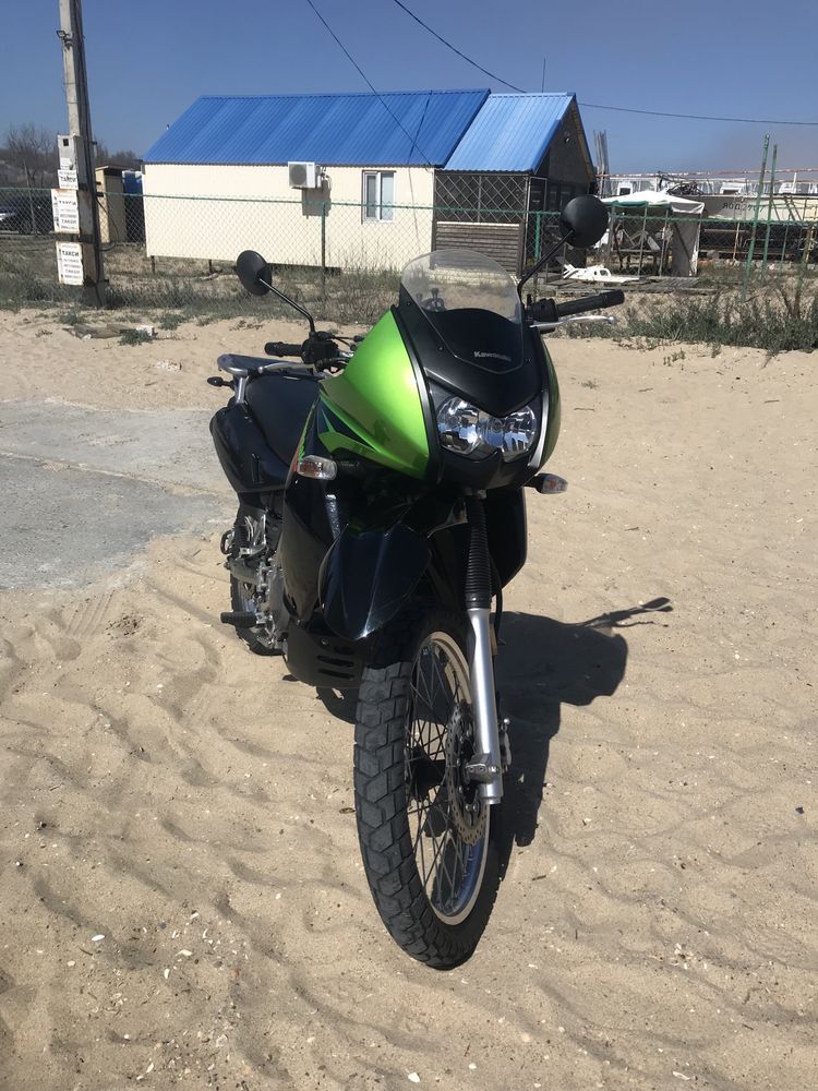 Продам Kawasaki KLR 650 2008 года выпуска, в отличном состоянии.