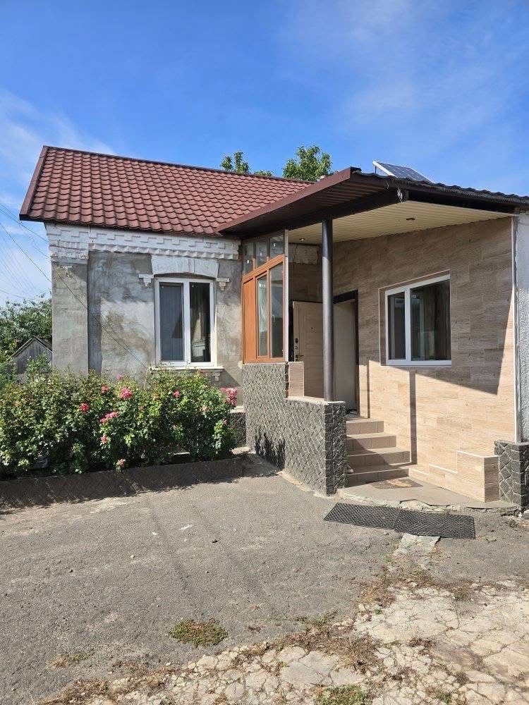 Продаж будинку з готовим бізнесом!!!смт Рокитне!!Білоцерківський рн
