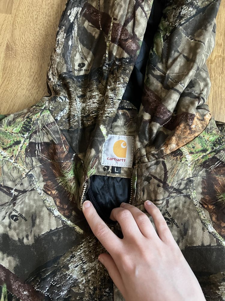 Kurtka Carhartt Reworked - kamuflaż Realtree