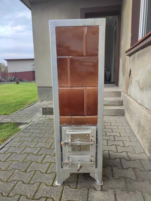 Sprzedam piec kaflowy