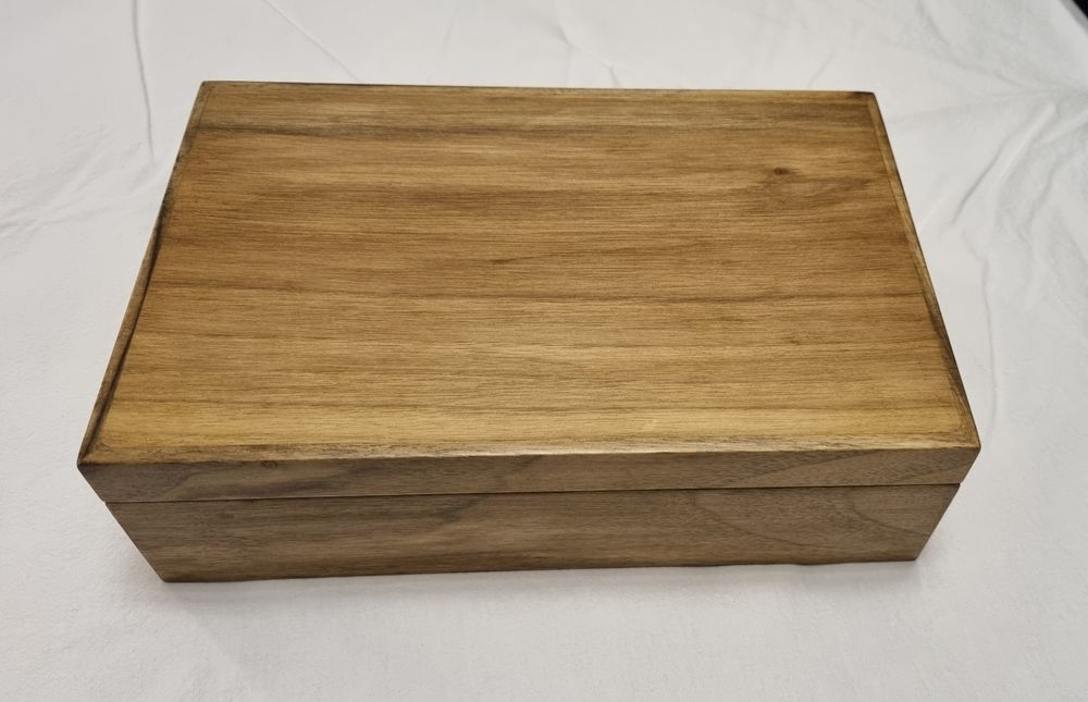 Шкатулка натуральний горіх