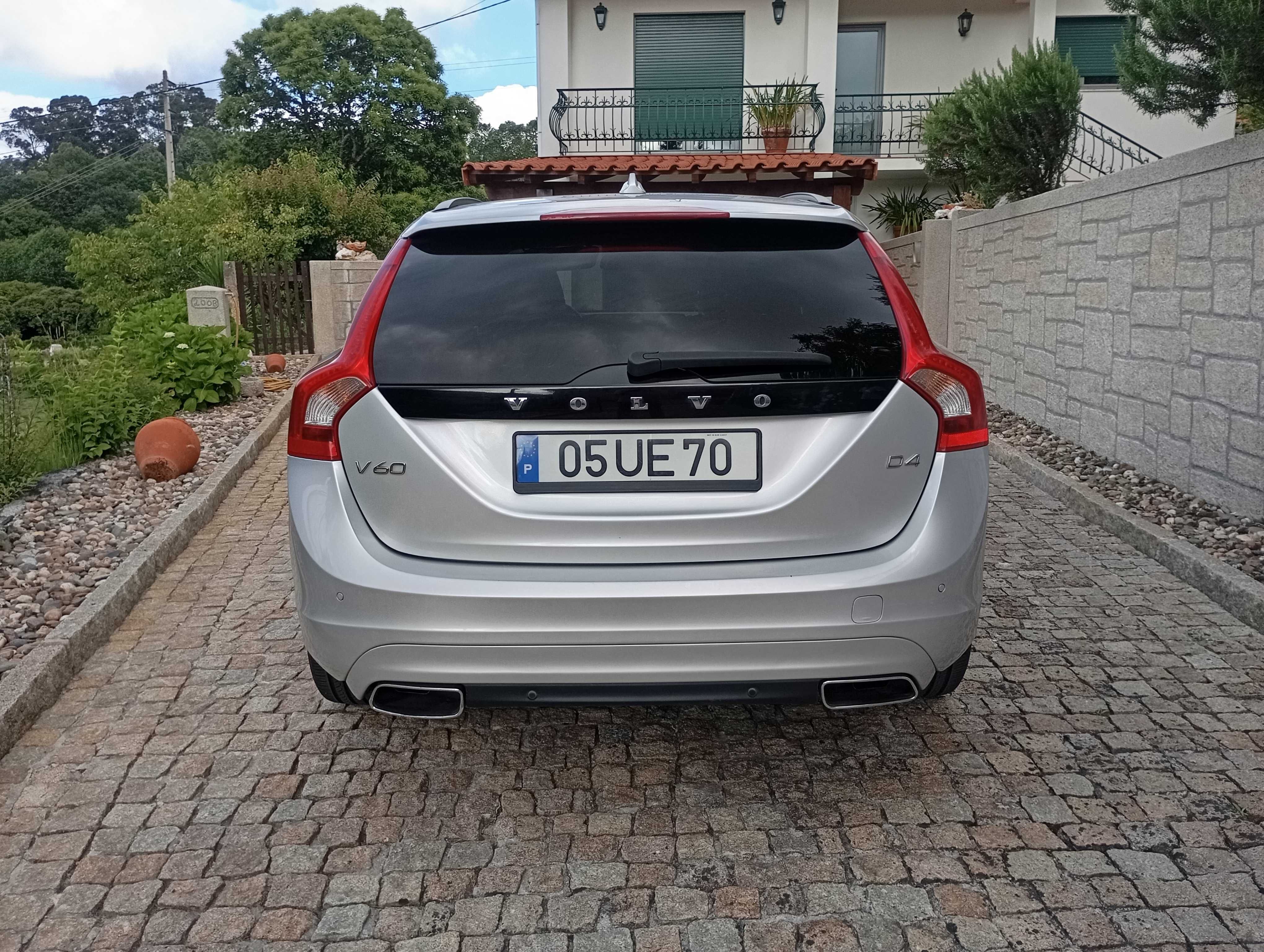 Volvo V60 2.0 D4 Momentum