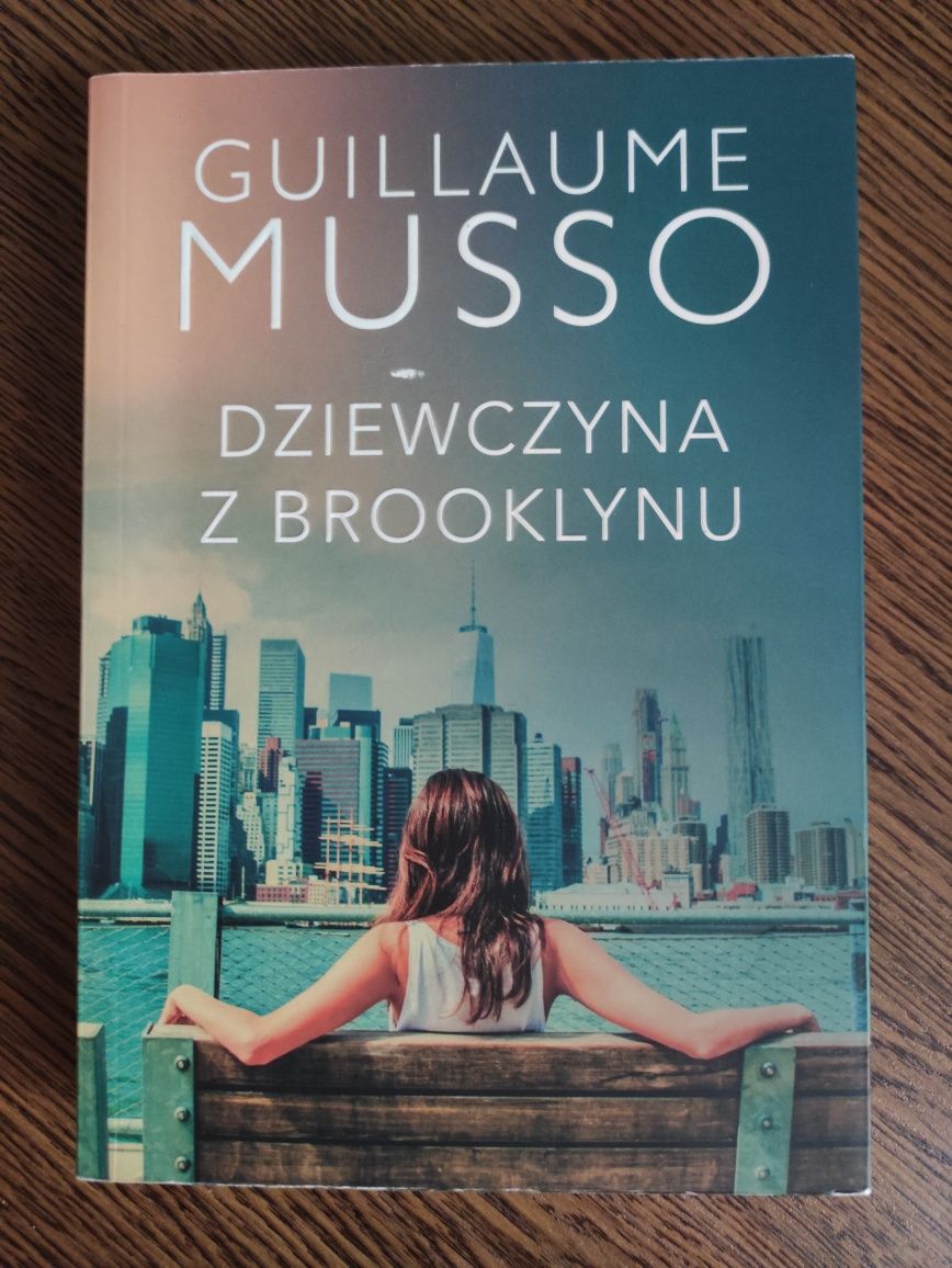 Powieść "Dziewczyna z Brooklynu"