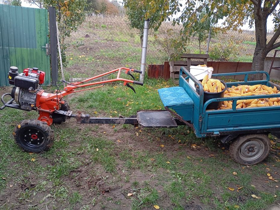 Заводской прицеп для мотоблока