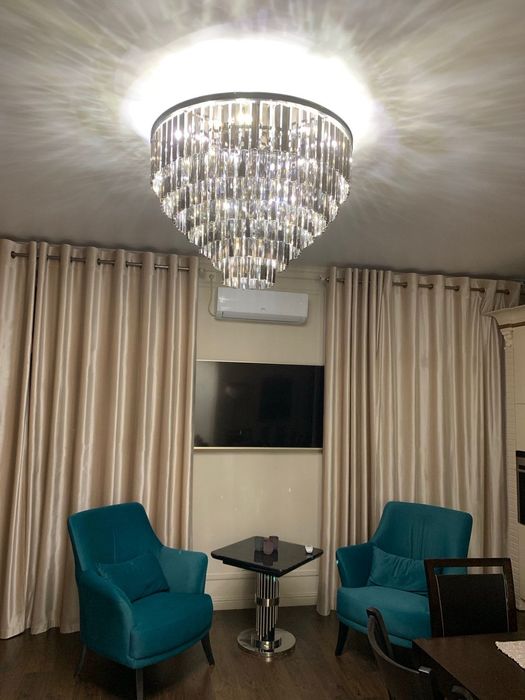 Розкішна велика кришталева люстра. 7 ярусів.