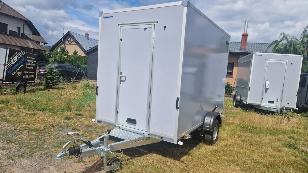 Handlowa Gastronomiczna FoodTruck Imbiss Bar przyczepa