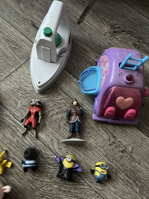 Доктор плюшева,пикачо