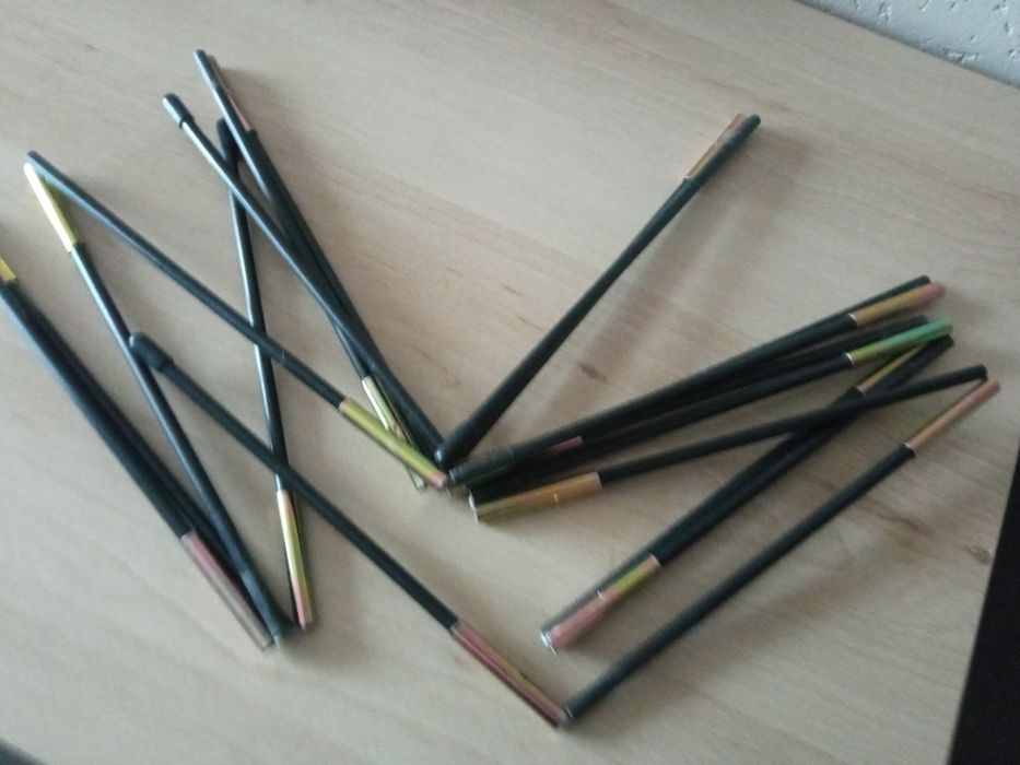 Pałąki do namiotu.