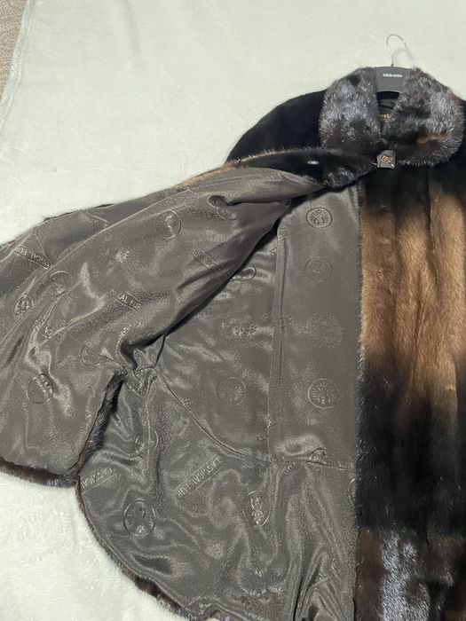 Продам шубку норкове хутро 56 розмір