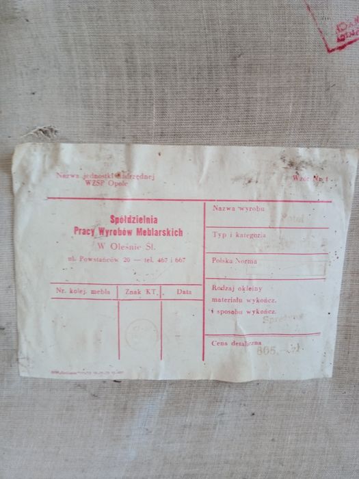 Dwa stare fotele muszelki do renowacji