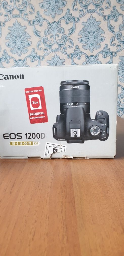 Фотоапарат Canon eos1200