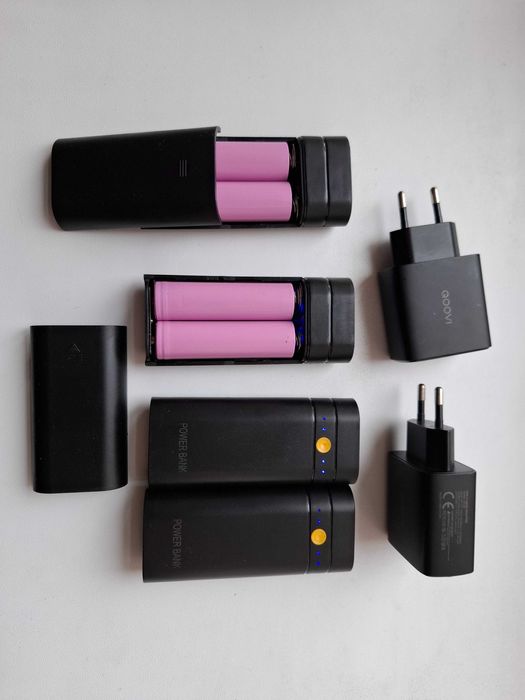 Корпус для павербанку під елементи 18650 з ліхтариком