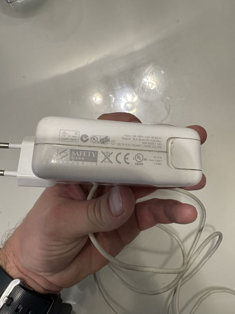 Magsafe 1 , блок питания для макбука