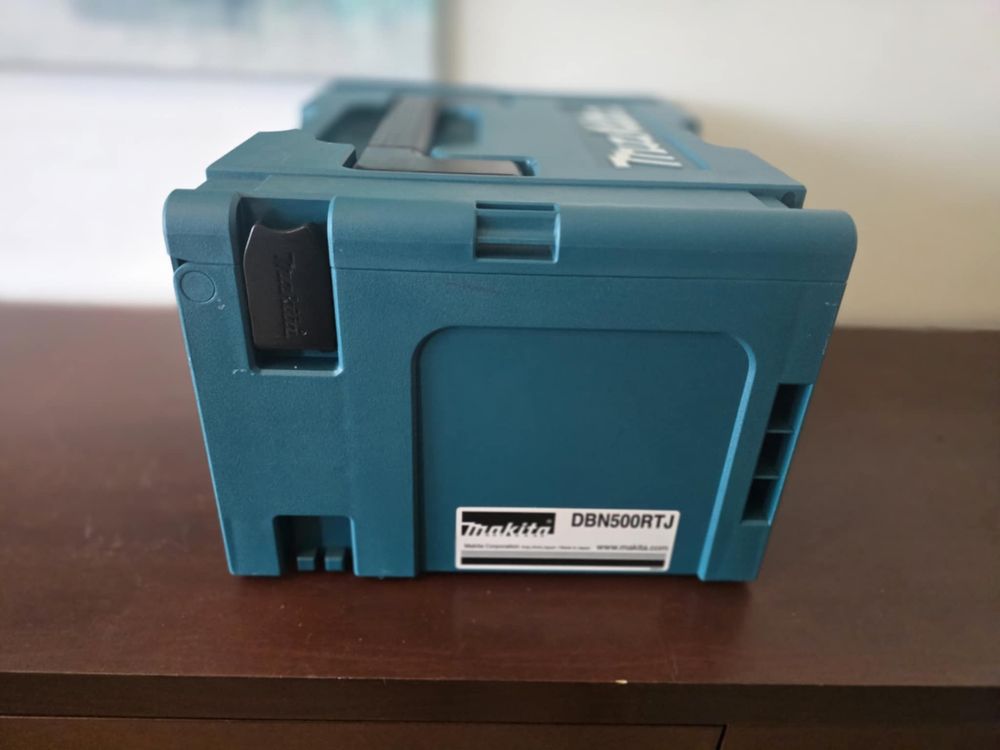 Makita DBN500 18v +3x akumulator + ładowarka+ walizka - stan nowy.