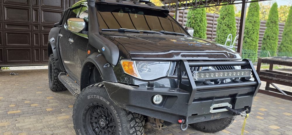 Продам пикап l 200