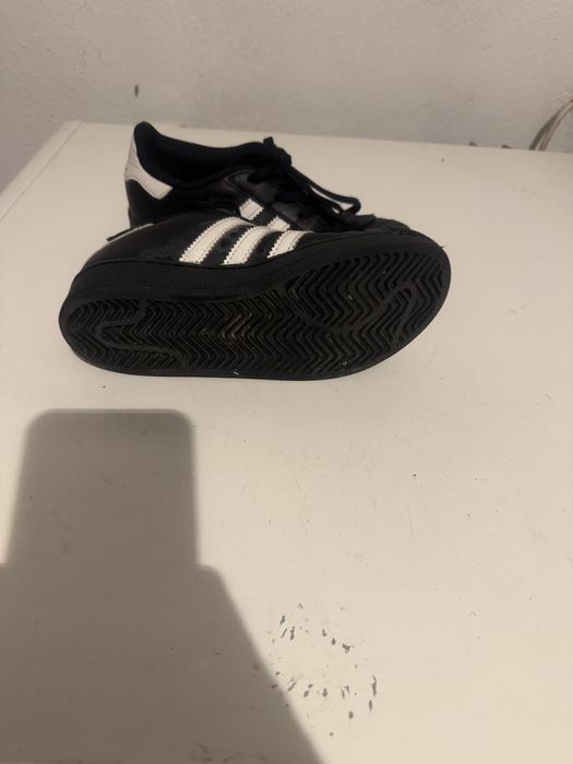 Tenis adidas crianca