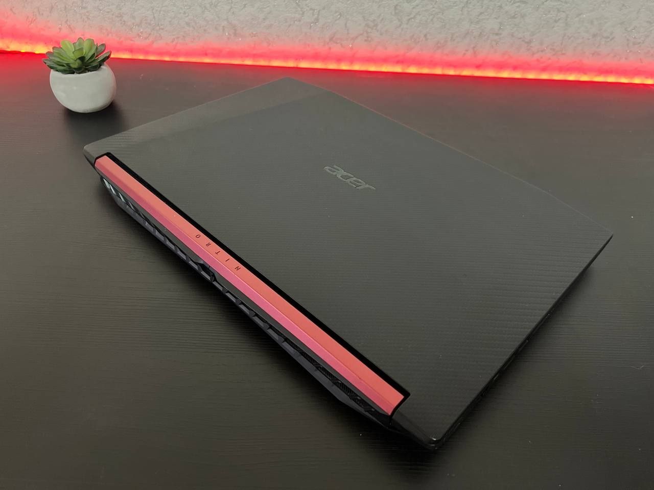Игровой ноутбук Acer nitro 5 l i7 7700HQ l gtx 1060 6gb l 16gb ddr4 l