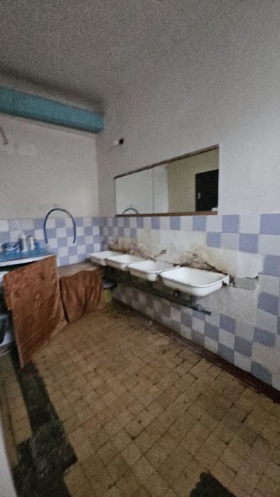 Здається в оренду кімната в гуртожитку в центрі міста