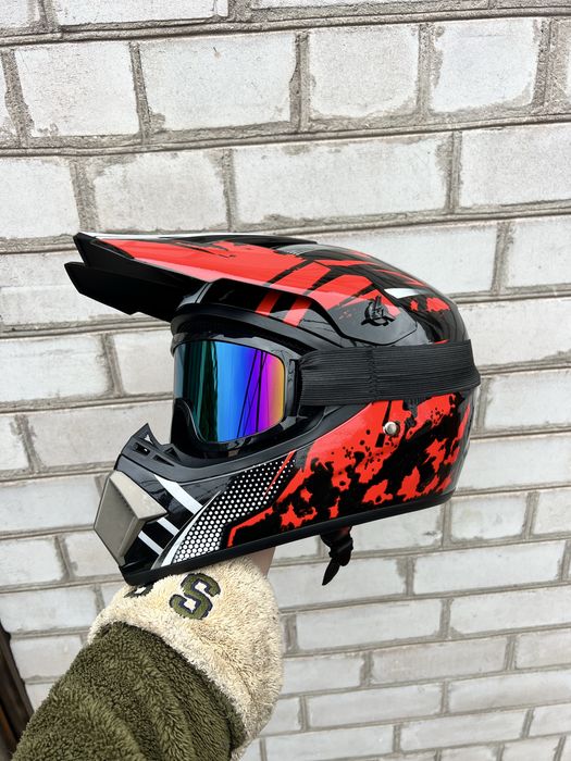 Продам новые эндуро шлема, кроссовый шлем, вело шлем, мотошлем, защита