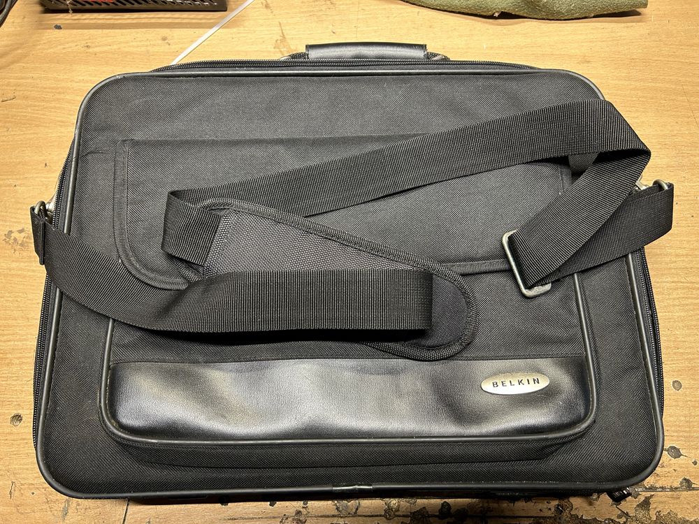 Torba na laptopa Belkin