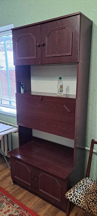 Шафа стінка у вітальню у спальню