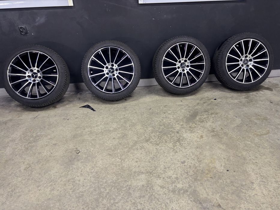 Felgi Mercedes z oponami