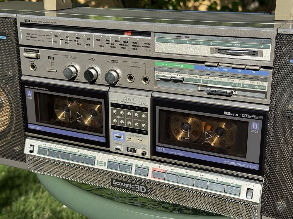Продам магнитолу AIWA CA-W2