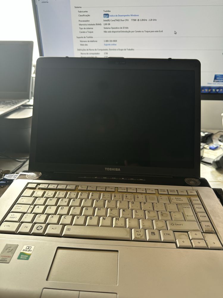 Toshiba Satellite A200 Intel T7500 2gb ram