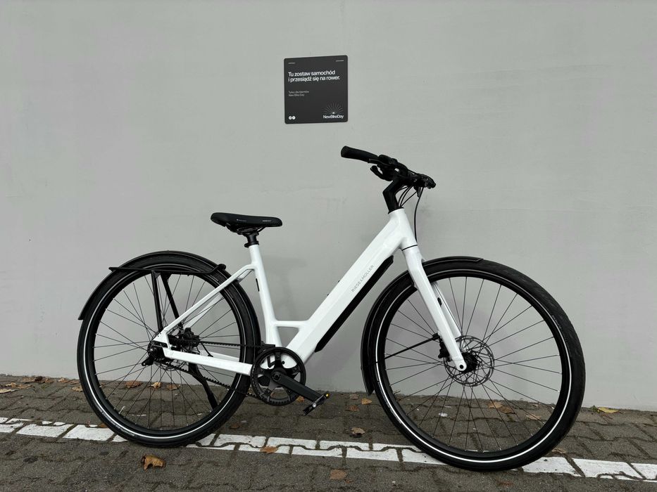 Rower elektryczny Riese & Muller UBN Six Silent rozmiar M Wyprzedaż!