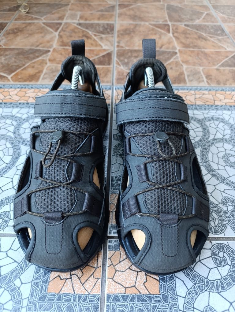 Teva 41p. чоловічі трекінгові босоніжки