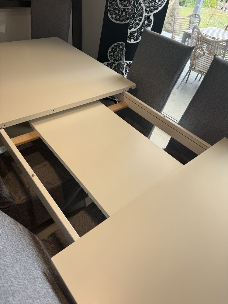 Stół biały Ikea + 6 krzeseł
