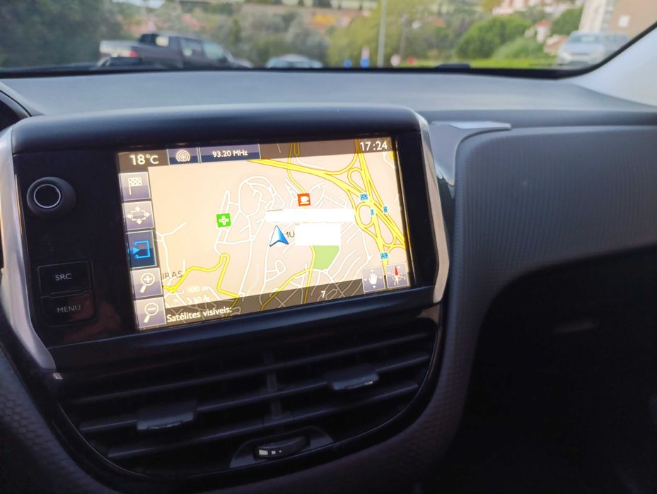 Peugeot 2008 PureTech Style 1.2  82 cv NACIONAL