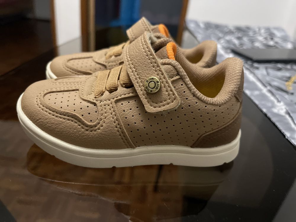 Tenis da novo,,,