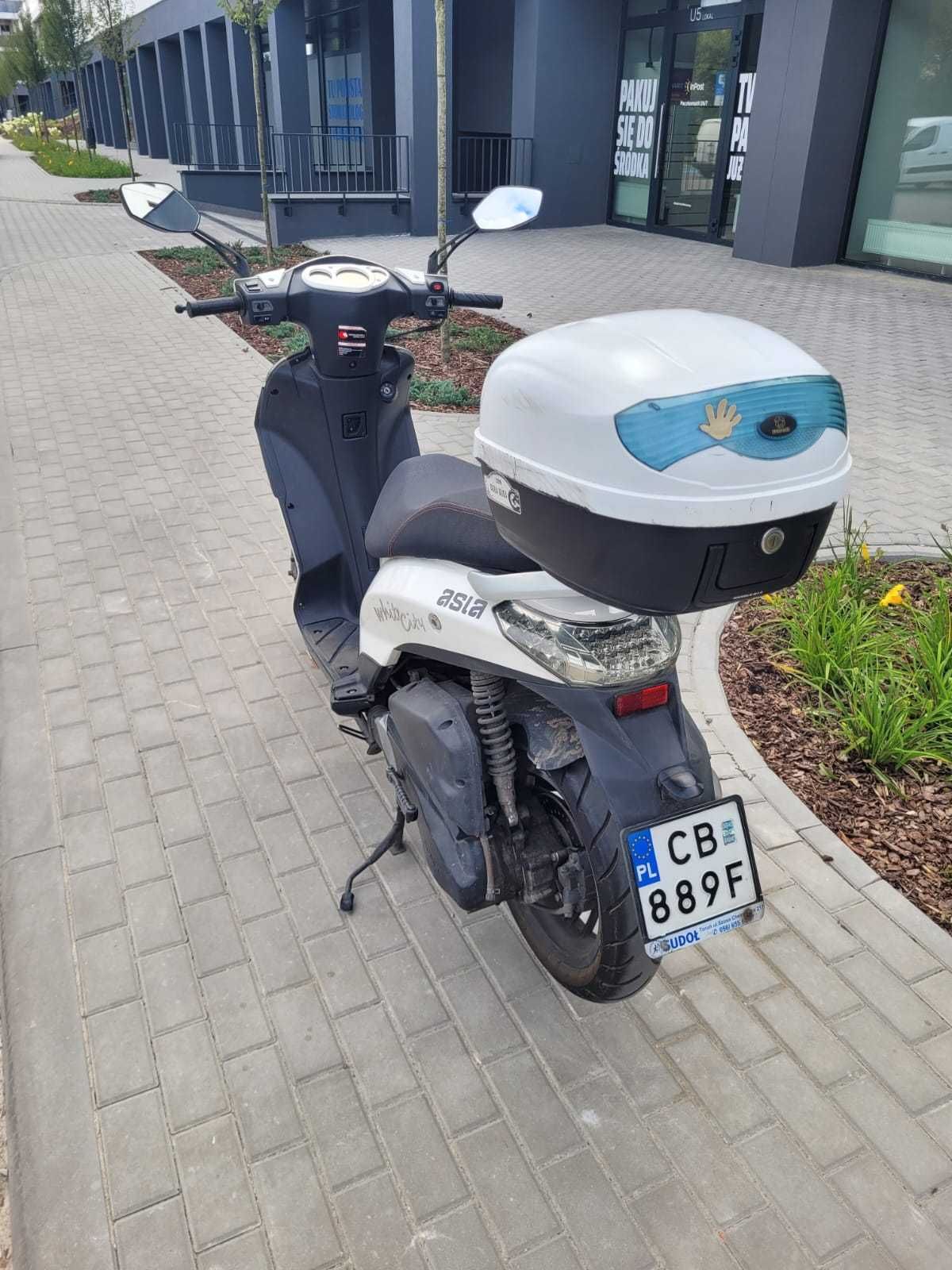 Skuter White City 125