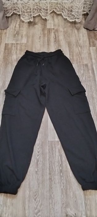 Лот жіночого одягу