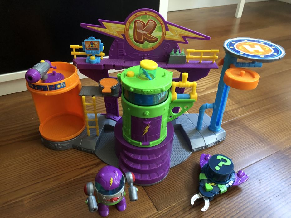 Super Zings Laboratorium professor K Kazoom