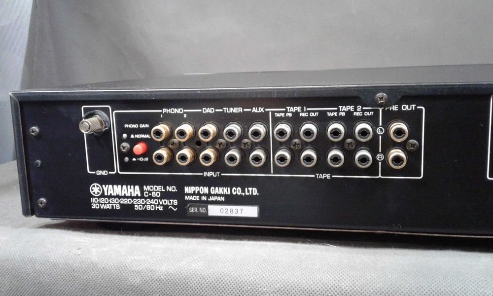 YAMAHA C-60,przedwzmacniacz stereo