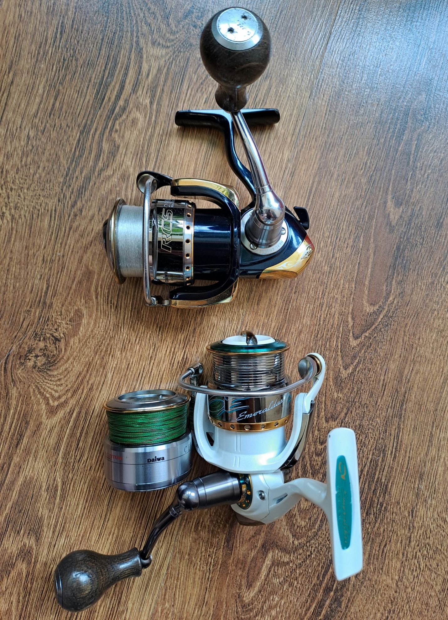 Катушка Daiwa Morethan Certate Shimano Stella Vanquish Twin Power