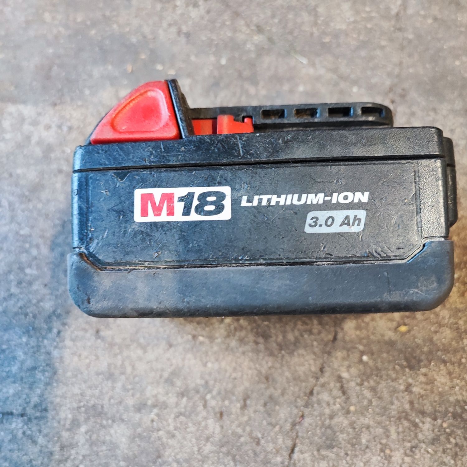 Bateria Milwaukee M18, 3Ah