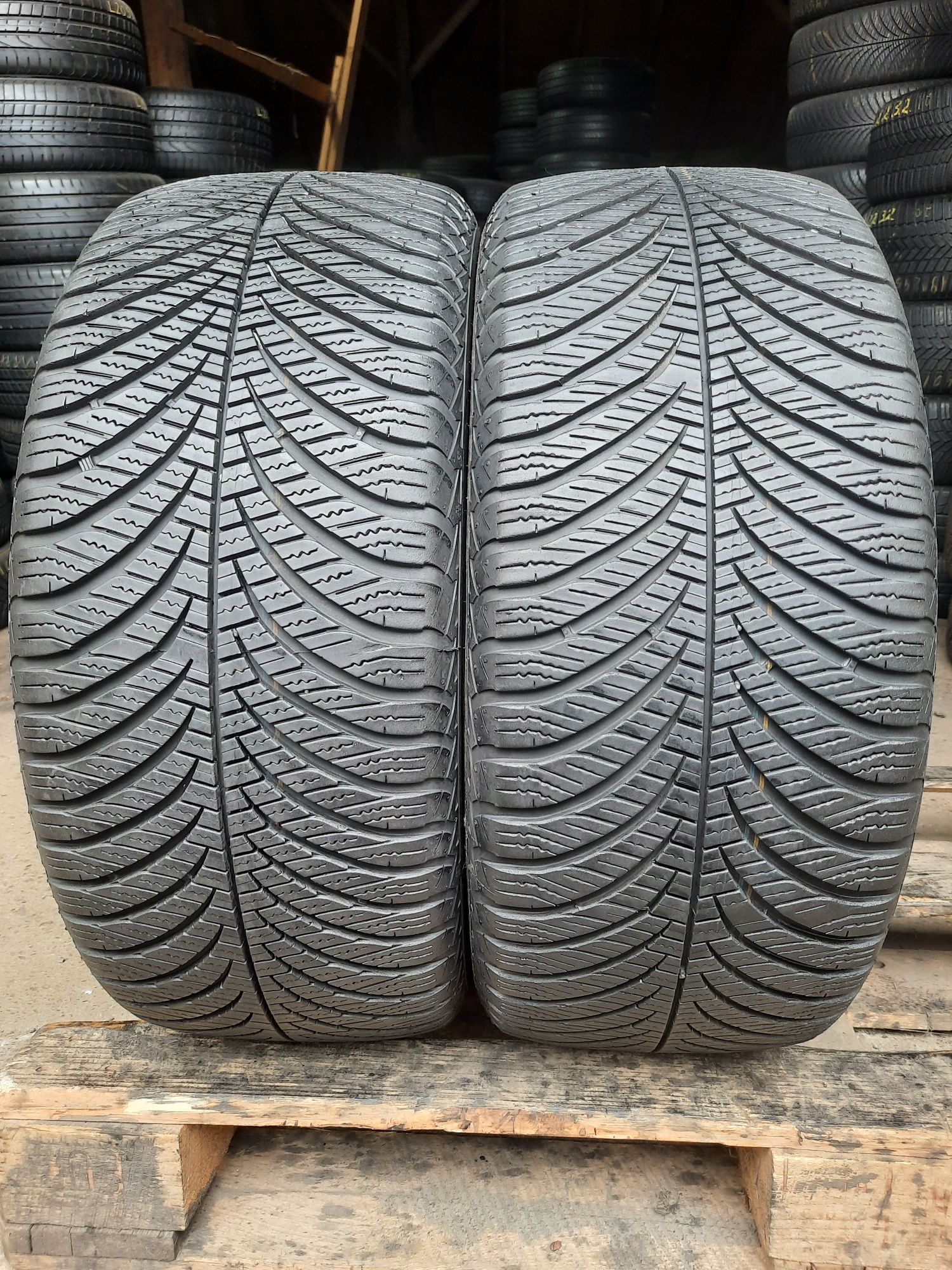 Всесезонні шини 225/50 R17 Goodyear Vector 4Seasons Gen-2 2шт. 6мм